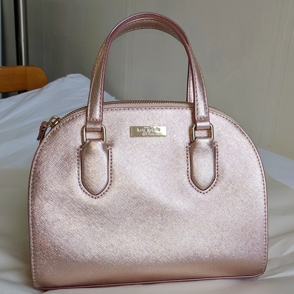 kate spade Handbags - Kate Spade crossbody Laurel way mini reiley satche